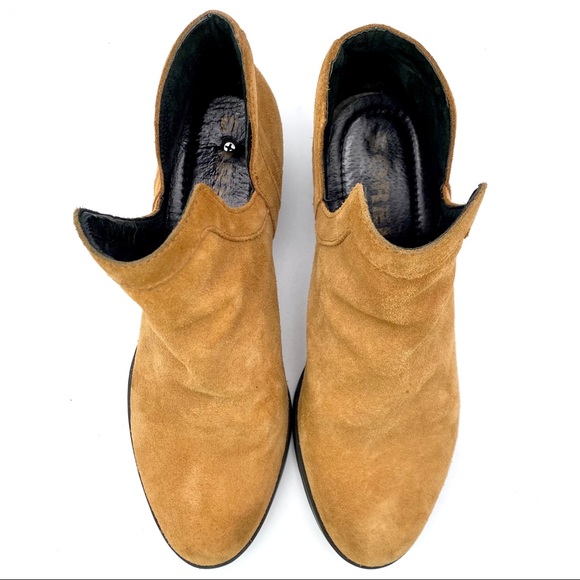 Sorel Lolla Cut-out Booties - Picture 3 of 11